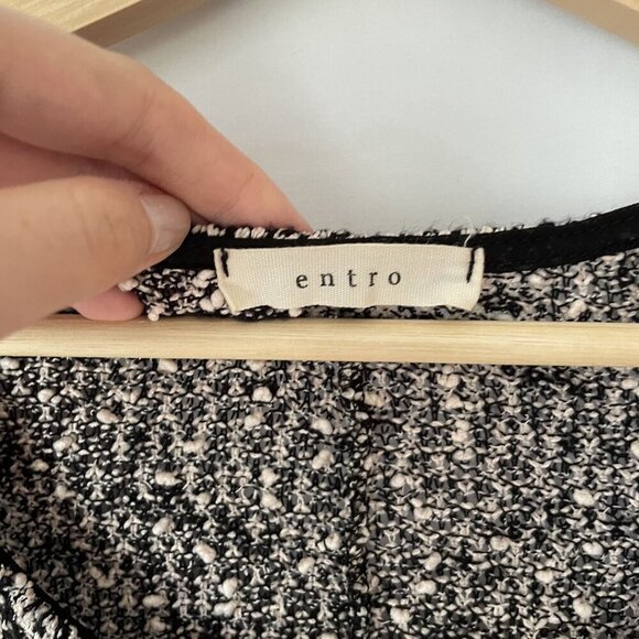 Entro black and white knit chiffon long sleeved sweater top casual women size S - Picture 3 of 7